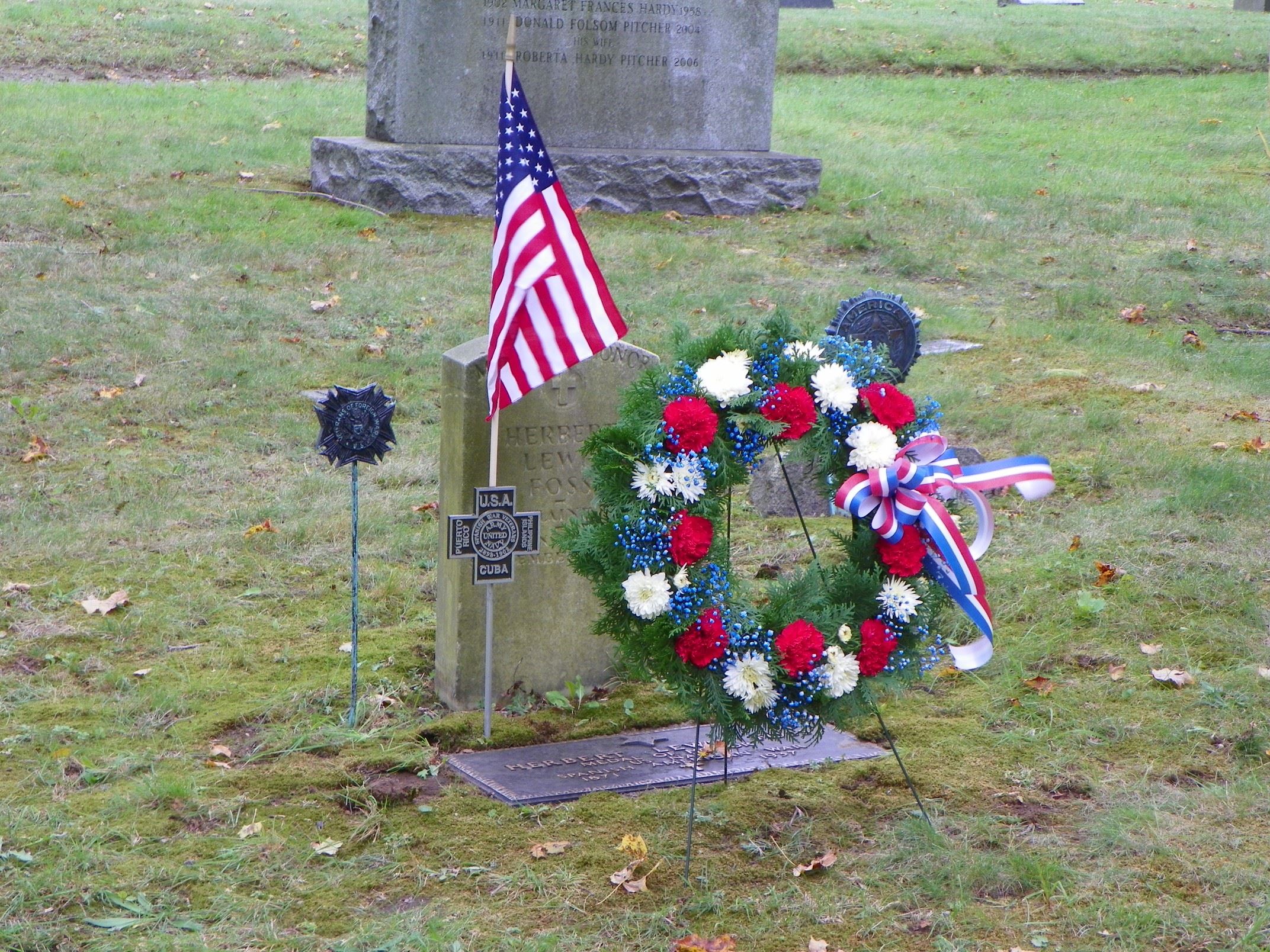 Herbert Foss Grave